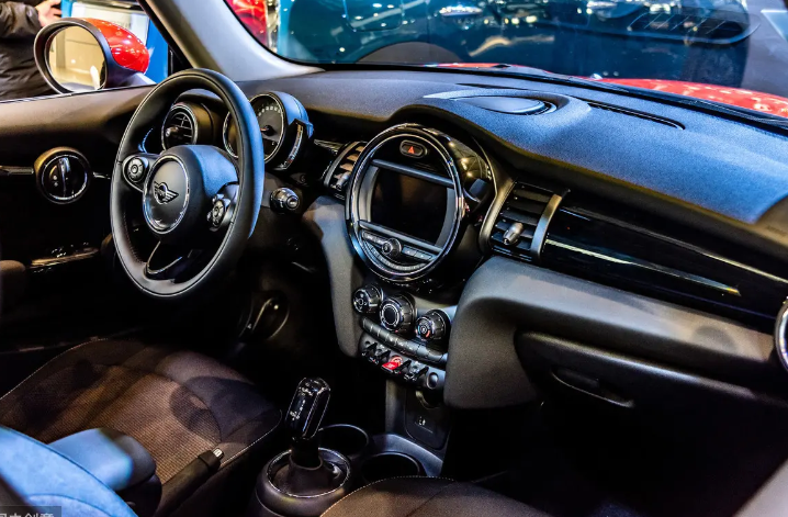 ABS999娱乐电子城在汽车零件中的应用